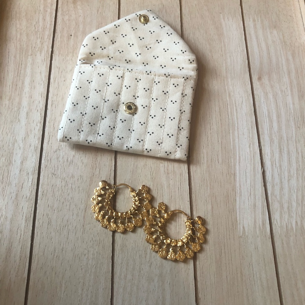 🇫🇷SÉZANE TIA HOOP EARRINGS - Picture 5 of 5